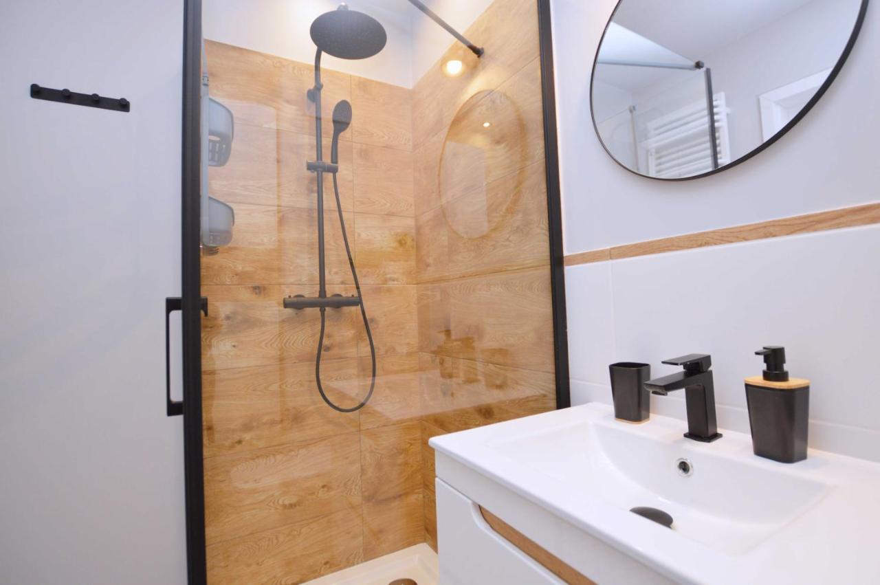 Nowoczesne Apartamenty 3City W Gdansku Z Parkingiem By Noclegi Renters エクステリア 写真